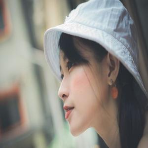 慕若凡